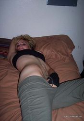 Picture collection of two amateur kinky babes masturbating