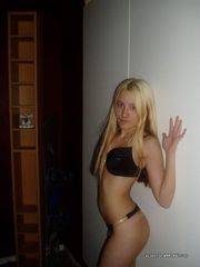 Sizzling hot wild amateur kinky blonde GF's sexy selfpics