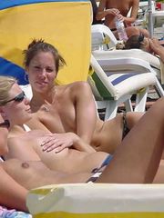 Voyeur pics of amateur girlfriends with nice tits