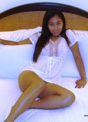 Picture collection of a Filipina hottie who got naked