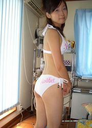 Picture collection of a slutty Thai bitch who got naked