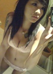 Picture gallery of cutie amateur Oriental babes