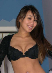 Pictures of a sexy Filipina in hot black lingerie