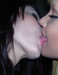 Picture collection of wild amateur lesbos having fun