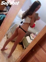 The whole gallery of the beautiful chicks on self shots