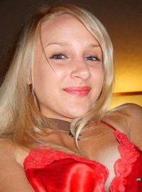Cute amateur blonde with luscious teen boobs
