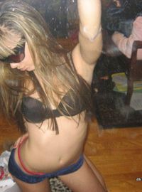 Photos of a kinky sexy naughty amateur bitch camwhoring