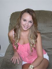 Nude Amateur Teen Pictures From True Amateur Models - Alexis A. Model